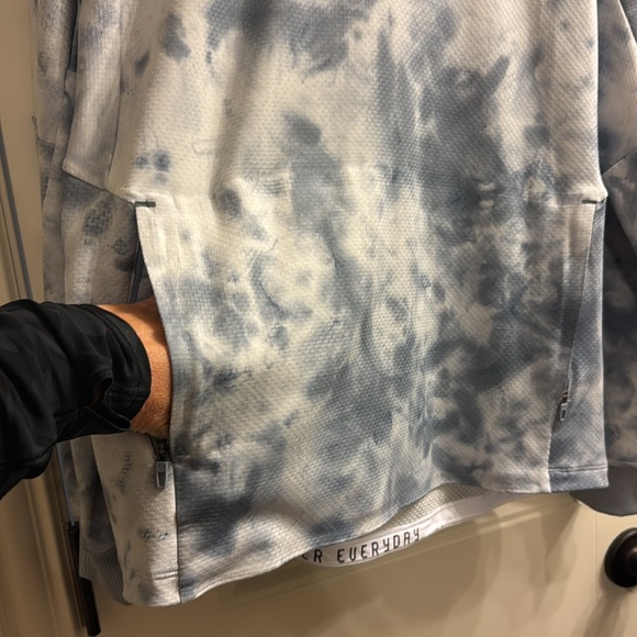 Men’s Lululemon hoodie sweatshirt size L. - Picture 6 of 6